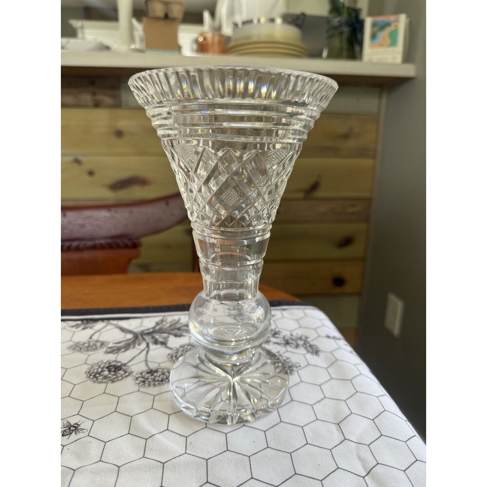 Waterford Irish Crystal Georgian Strawberry Footed Vase 8” Tall Watermark 24%